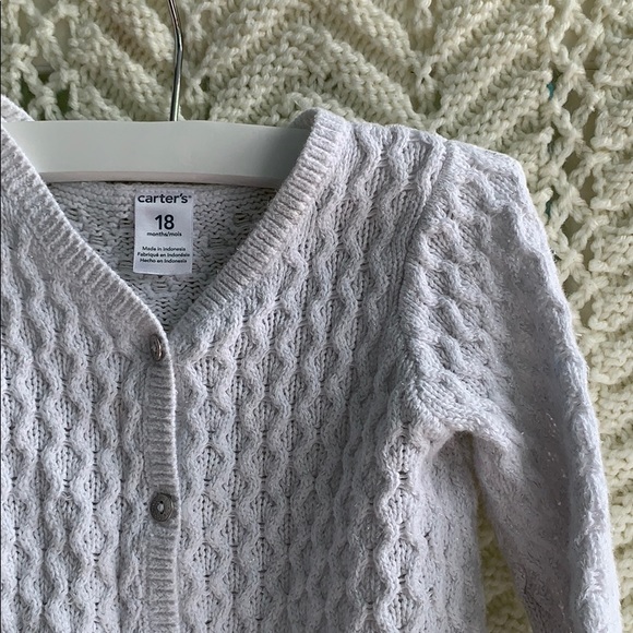 Adorable white knit coverup - Picture 2 of 4